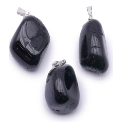 Pendentif tourmaline noire